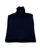 Load image into Gallery viewer, Full Zip cardigan in wool
