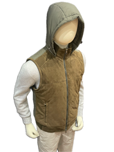 Load image into Gallery viewer, Gilet with hood
