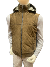 Load image into Gallery viewer, Gilet with hood
